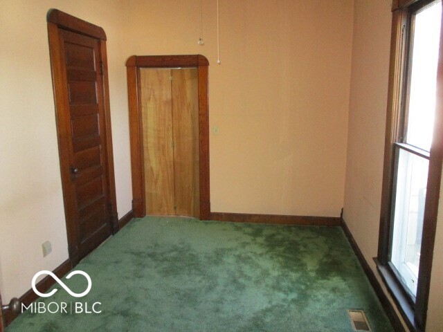 279 East Franklin Street Spencer, IN 47460 - Photo 13 of 17