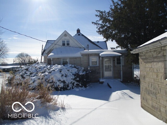 279 East Franklin Street Spencer, IN 47460 - Photo 3 of 17