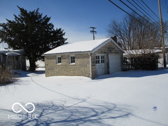 279 East Franklin Street Spencer, IN 47460 - Photo 4 of 17