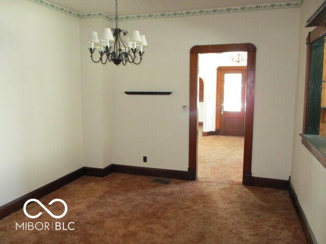 279 East Franklin Street Spencer, IN 47460 - Photo 8 of 17