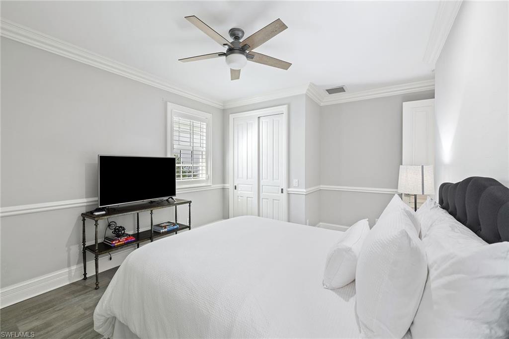 1900 Sandpiper Street Naples, FL 34102 - Photo 24 of 47