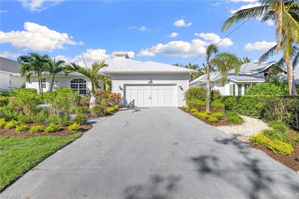 1900 Sandpiper Street Naples, FL 34102 - Photo 46 of 47