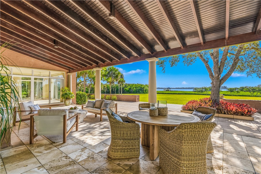2350 Quay Dock Road Vero Beach, FL 32967 - Photo 16 of 35