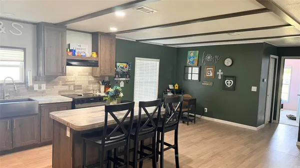 $369,000 | 198 Railroad Drive, Mabank, TX 75156