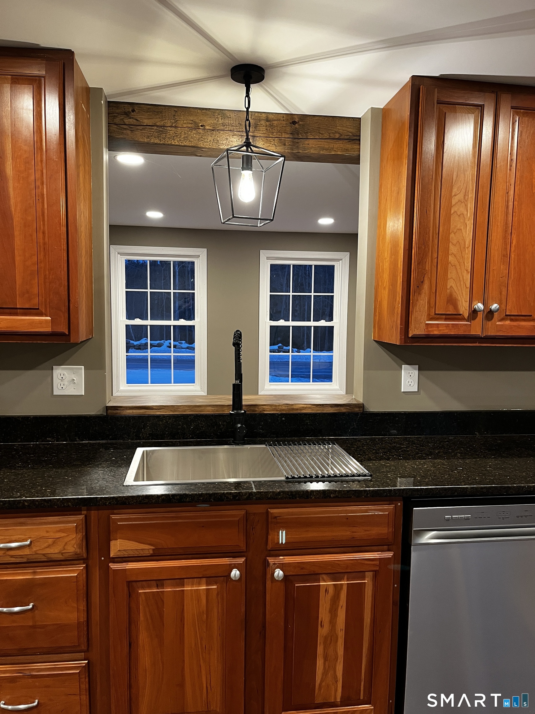 244 Bigelow Hollow Road Union, CT 06076 - Photo 10 of 29