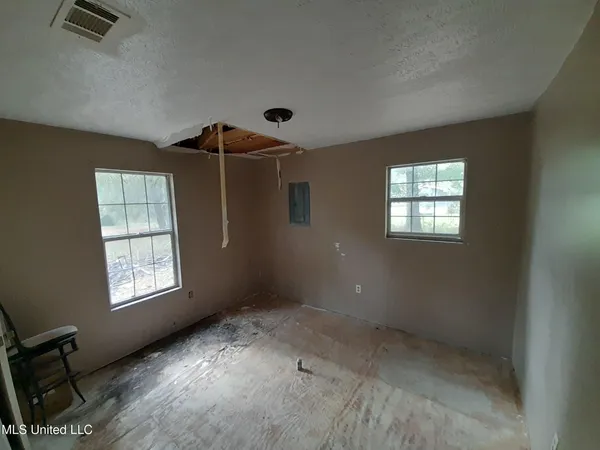 $65,000 | 133 Beaman Drive, Harrisville, MS 39082