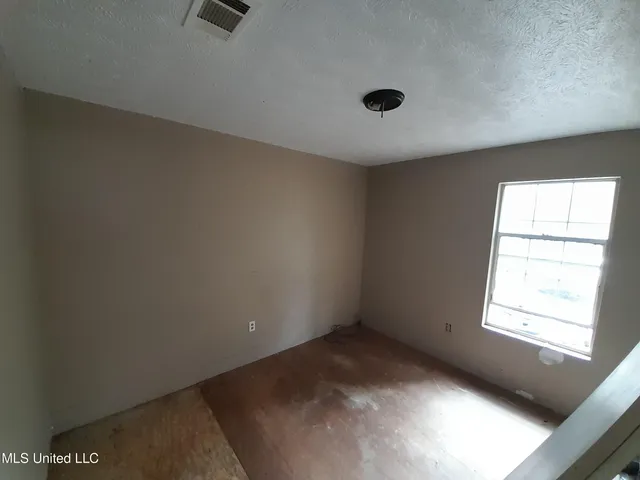 $65,000 | 133 Beaman Drive, Harrisville, MS 39082