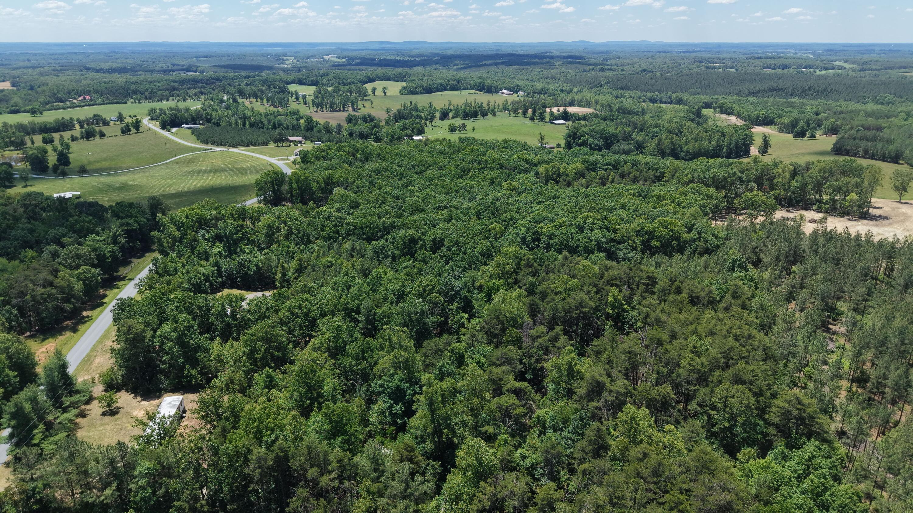 3685 Midway Road Gretna, VA 24557 - Photo 4 of 43 02