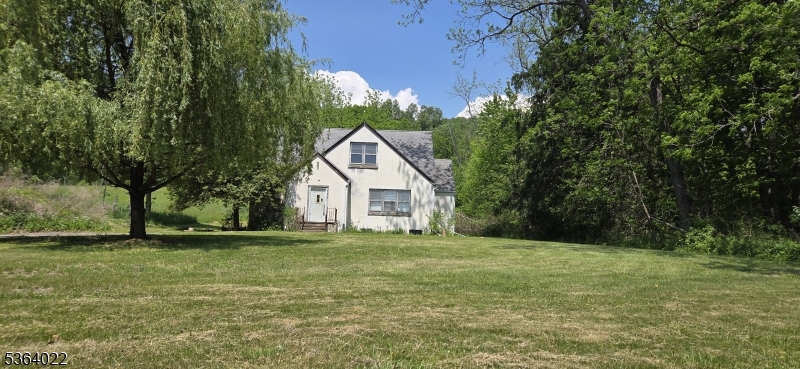 79 Mountain Lake Road Belvidere, NJ 07823 - Photo 4 of 45