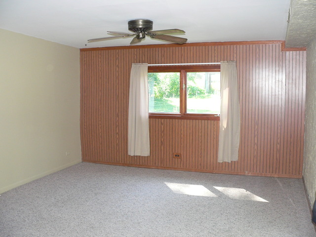 505 West Edgewood Road Lombard, IL 60148 - Photo 10 of 17