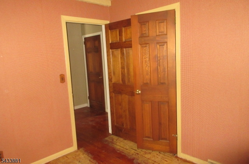 12 Jericho Road Butler, NJ 07405 - Photo 15 of 17