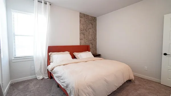 $2,800 | 1847 Balfour Bend, Forney, TX 75126