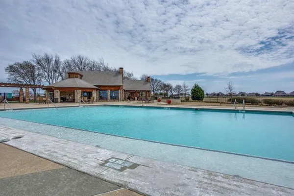 $2,800 | 1847 Balfour Bend, Forney, TX 75126