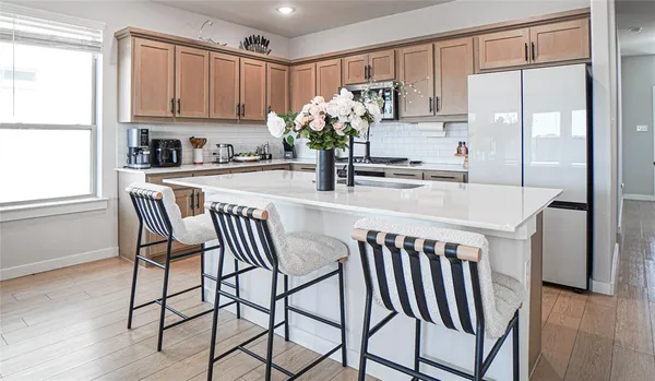 $2,800 | 1847 Balfour Bend, Forney, TX 75126