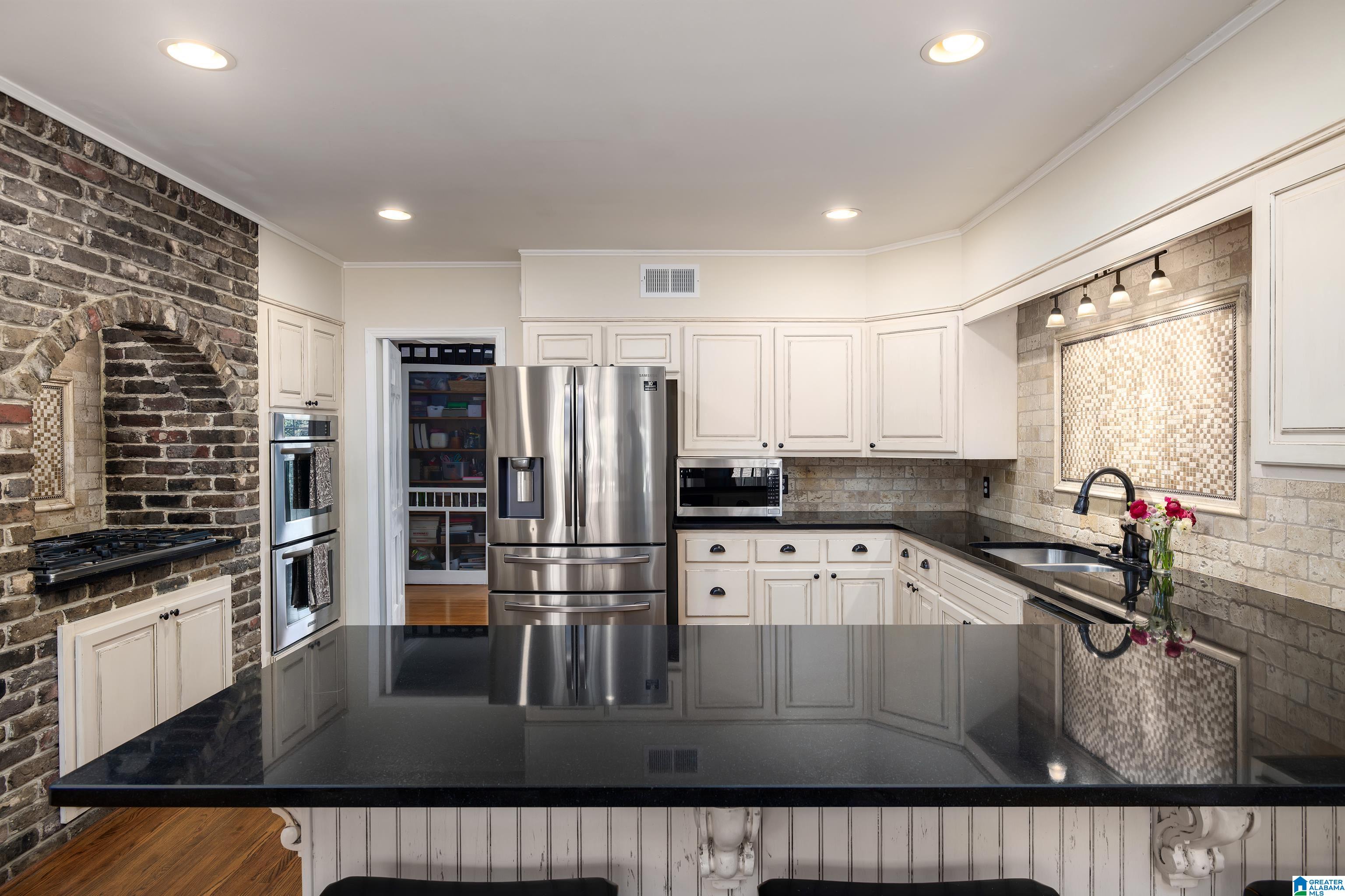 3812 Valley Head Road Birmingham, AL 35223 - Photo 23 of 65