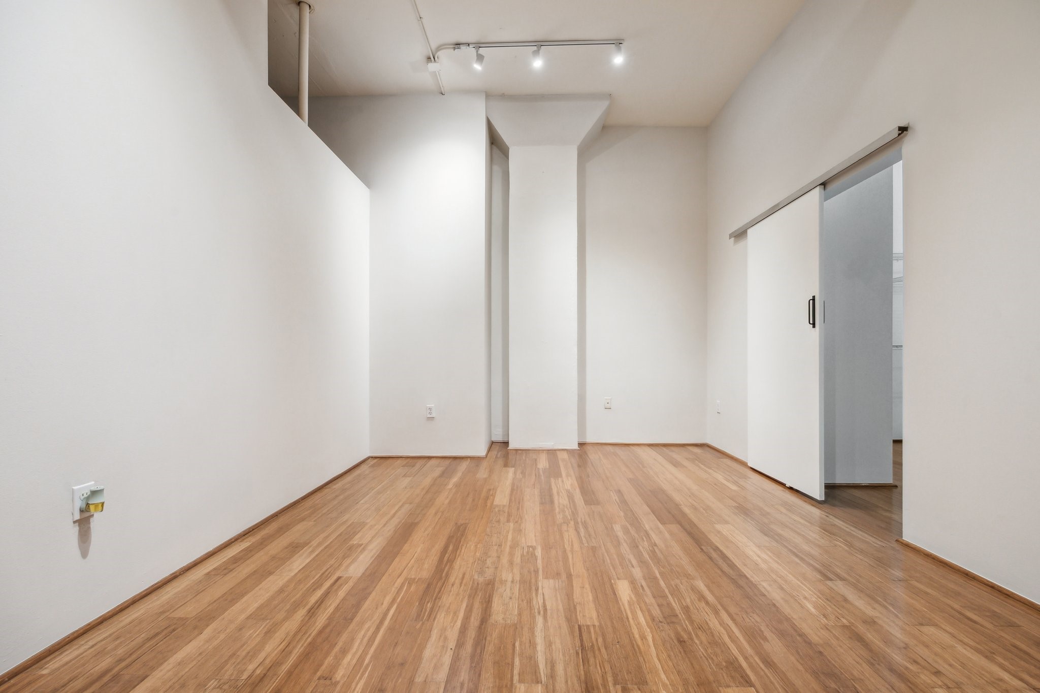 705 Main Street, Unit 302 Houston, TX 77002 - Photo 11 of 23