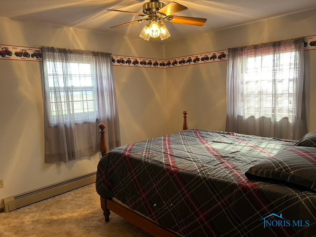1491 Genoa Road Genoa, OH 43430 - Photo 25 of 39 Large bedroom with double closets.