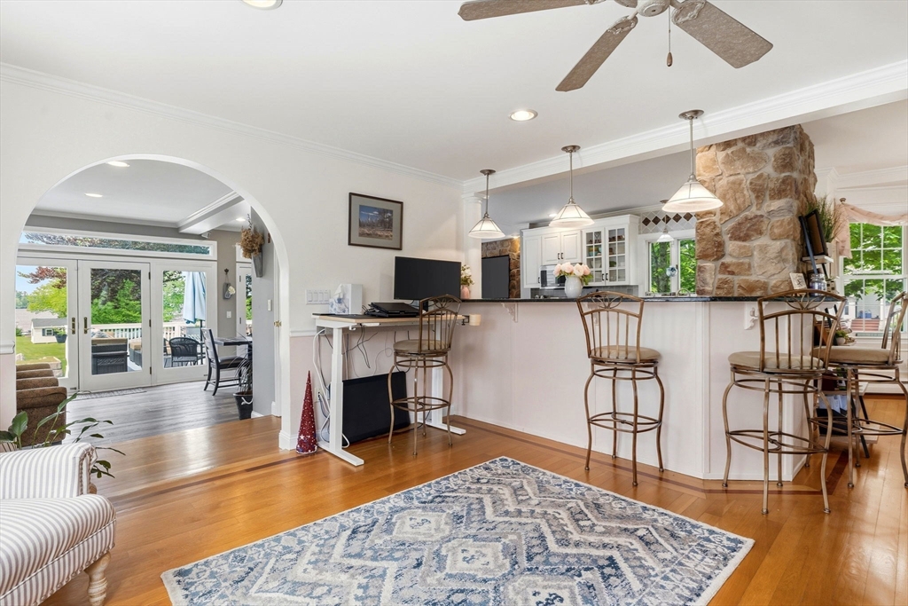235 Middleboro Road Freetown, MA 02717 - Photo 10 of 41