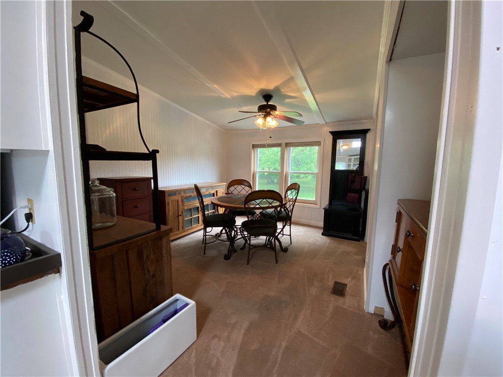 38 Wright Way Coventry, RI 02816 - Photo 16 of 31 DINING1