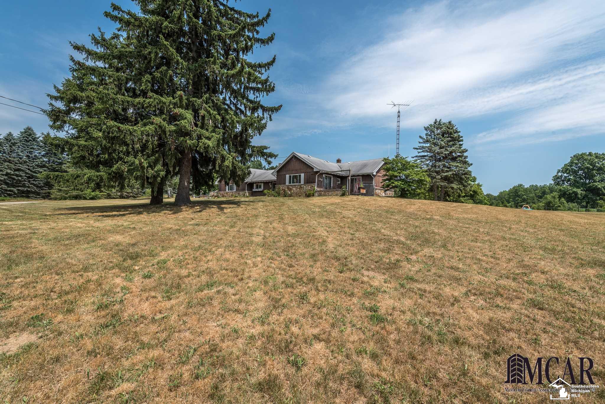 12468 Secor Road Ida, MI 48140 - Photo 30 of 35