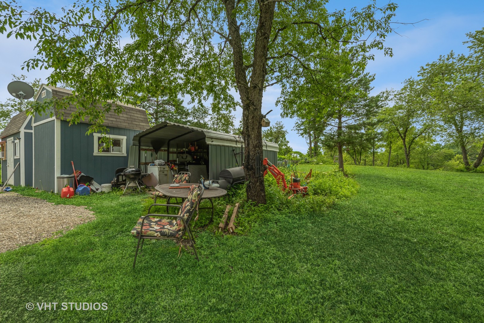 18809 Il Route 173 Harvard, IL 60033 - Photo 4 of 11 a view of a house with backyard and sitting area