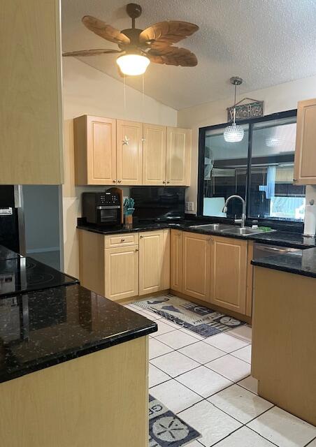 2358 Southeast Tiffany Avenue Port St. Lucie, FL 34952 - Photo 7 of 15 IMG_0358