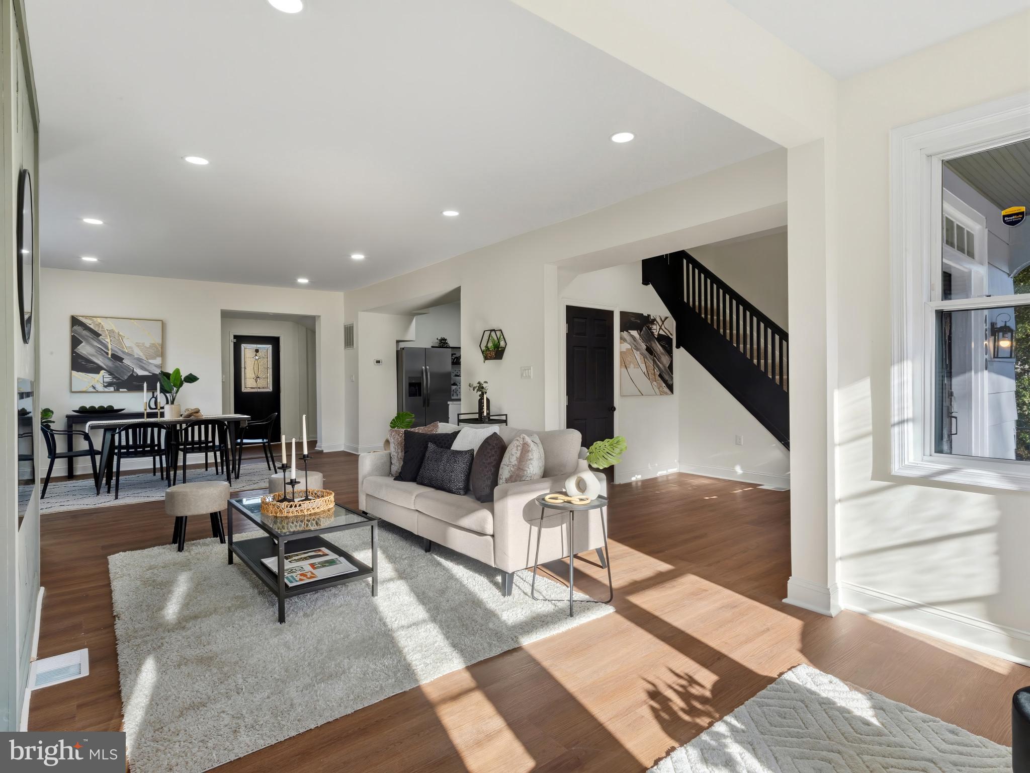 4600 White Avenue Baltimore, MD 21206 - Photo 4 of 40 a living room with furniture and wooden floor