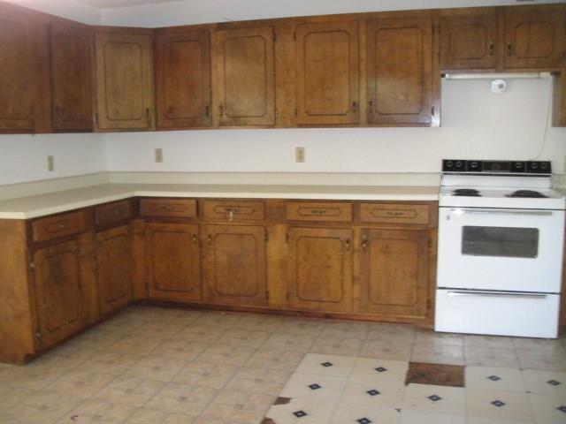 156 Merrill Road Stetson, ME 04488 - Photo 5 of 14 Photo