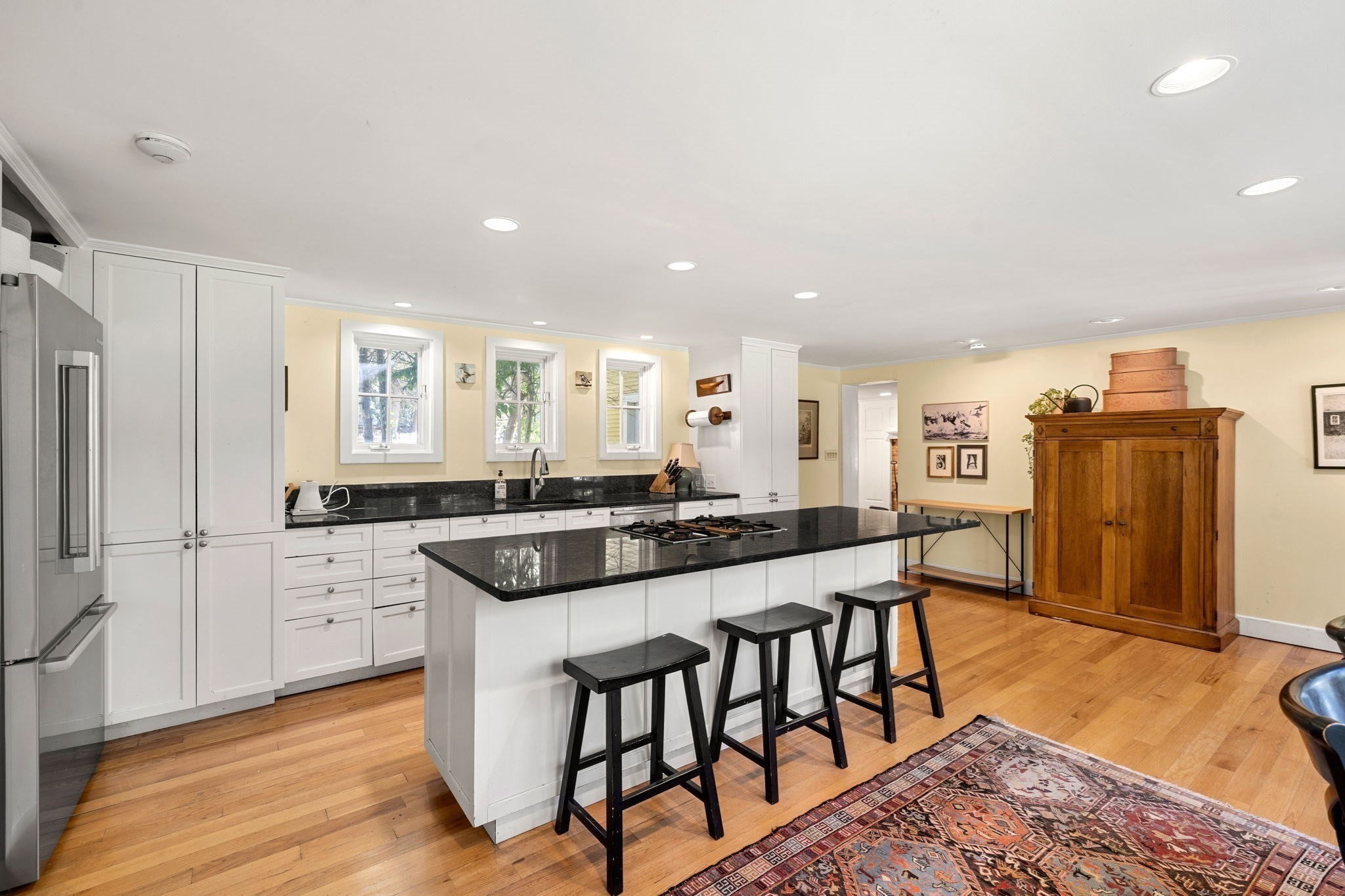 2 Sandy Pond Road Lincoln, MA 01773 - Photo 4 of 42 Gallery Image 4