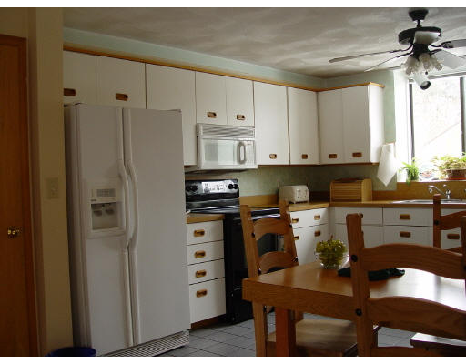 10 Kinsley Road Acton, MA 01720 - Photo 6 of 6 Gallery Image 6