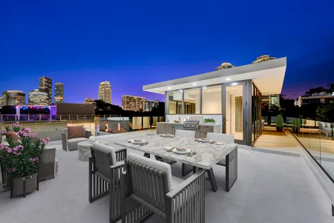 $8,274,950 | 2130 South Miami Avenue, Miami, FL 33129
