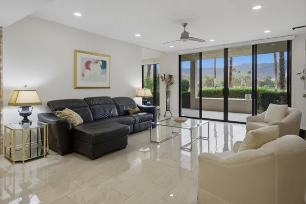 $640,000 | 910 Island Drive, Unit 114, Rancho Mirage, CA 92270