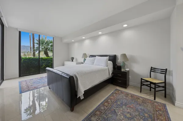$640,000 | 910 Island Drive, Unit 114, Rancho Mirage, CA 92270