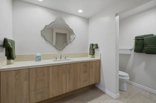 $640,000 | 910 Island Drive, Unit 114, Rancho Mirage, CA 92270