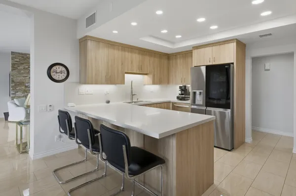 $640,000 | 910 Island Drive, Unit 114, Rancho Mirage, CA 92270