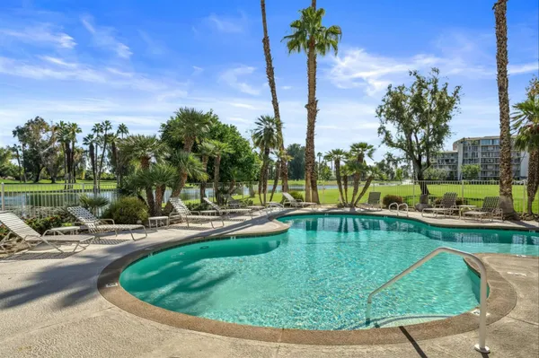 $640,000 | 910 Island Drive, Unit 114, Rancho Mirage, CA 92270