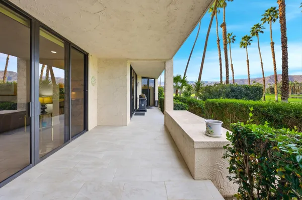 $640,000 | 910 Island Drive, Unit 114, Rancho Mirage, CA 92270