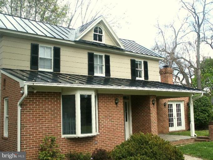 236 Edwards Ferry Road Northeast Leesburg, VA 20176 - Photo 7 of 26 Exterior #2
