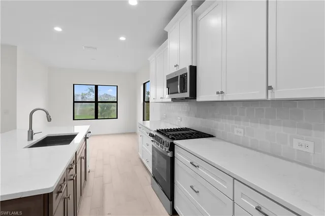 $470,329 | 13617 Heritage Preserve Drive, Fort Myers, FL 33905