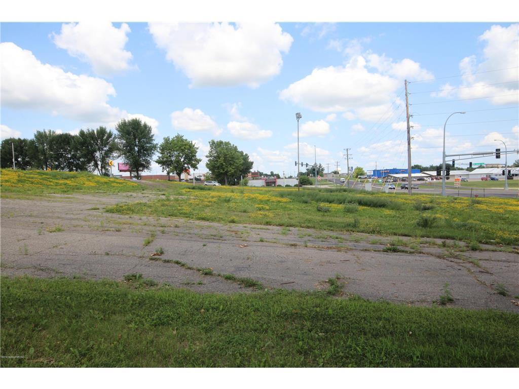 128 South Tower Road Fergus Falls, MN 56537 - Photo 4 of 12