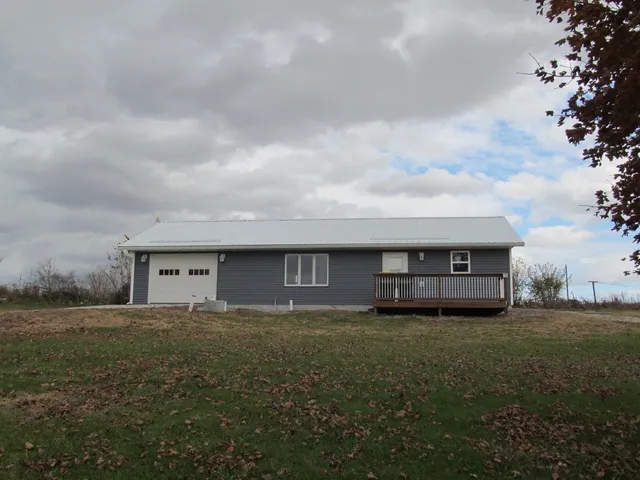 $294,500 | 13004 Blue School Road, Fennimore, WI 53809