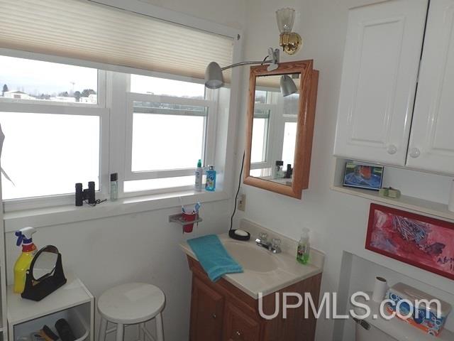E4364 Orchard Road Ironwood, MI 49938 - Photo 7 of 23