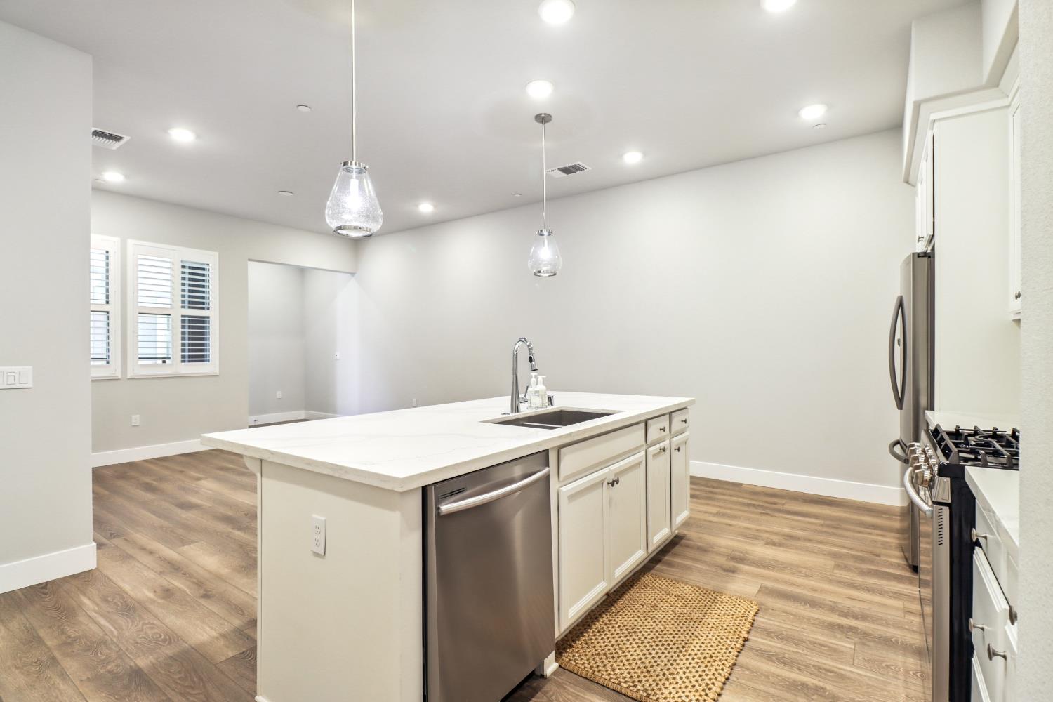 1661 Spring Street, Unit 341 Davis, CA 95616 - Photo 7 of 49