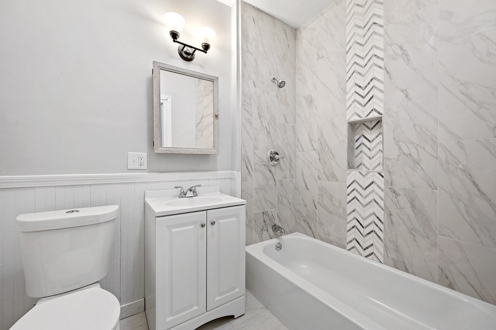 256 Belmont Street, Unit B Worcester, MA 01604 - Photo 10 of 10