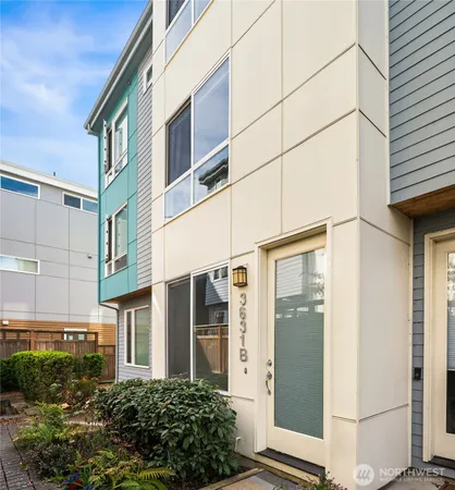 $557,888 | 3631 Courtland Place South, Unit B, Seattle, WA 98144