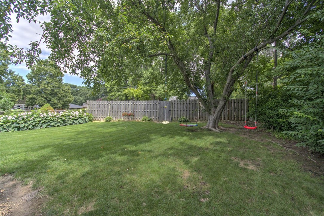 4652 Butler Drive Decatur, IL 62526 - Photo 37 of 38