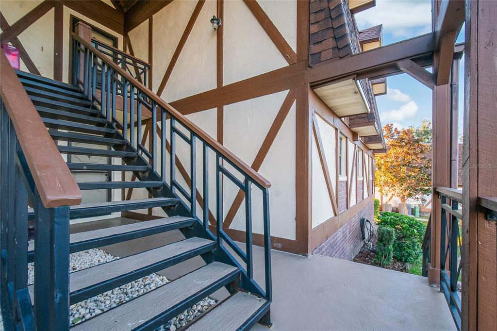 500 Newell Hill Road, Unit 106D Leesburg, FL 34748 - Photo 5 of 45