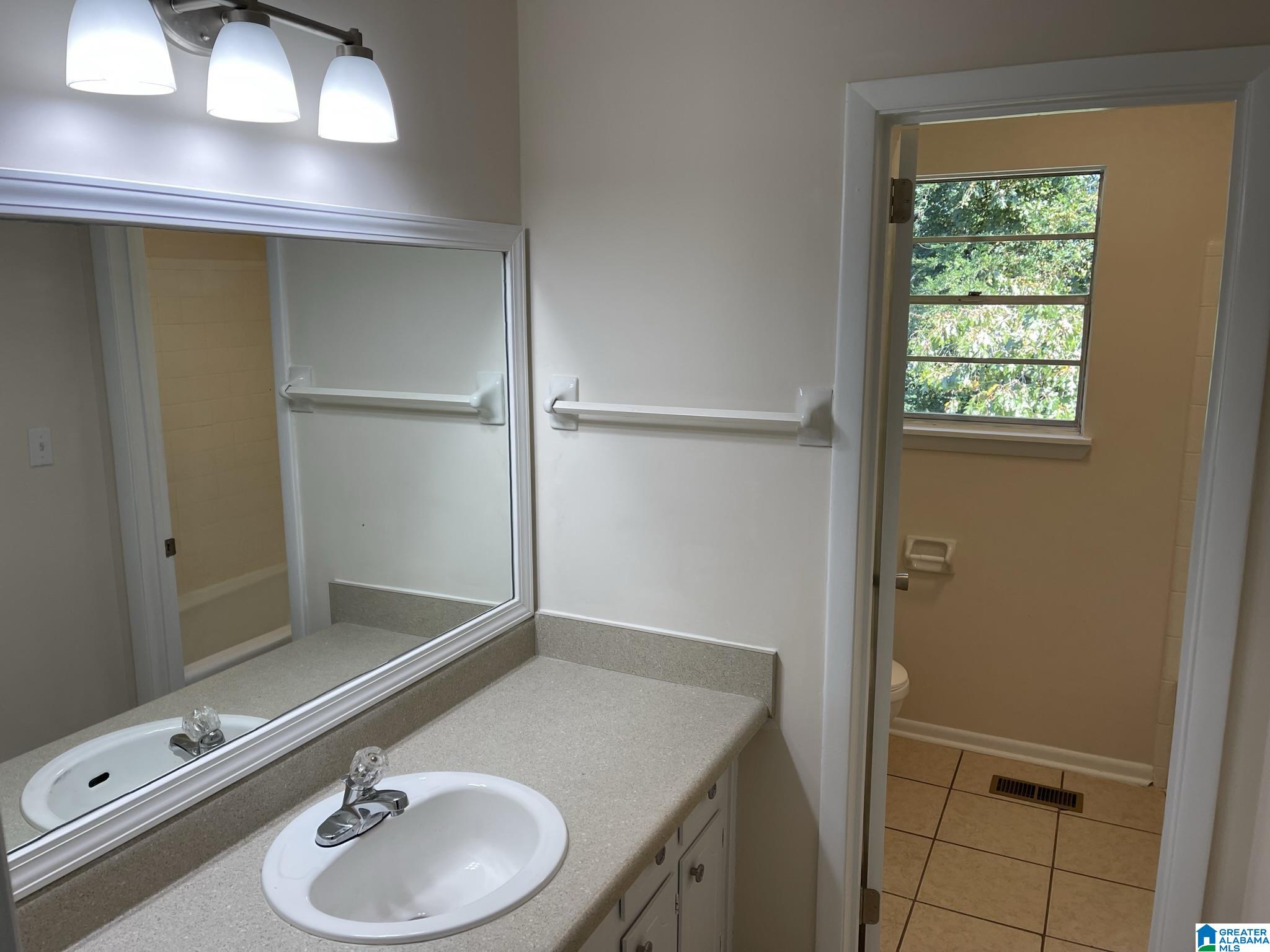 1735 Magnolia Street Gardendale, AL 35071 - Photo 5 of 12
