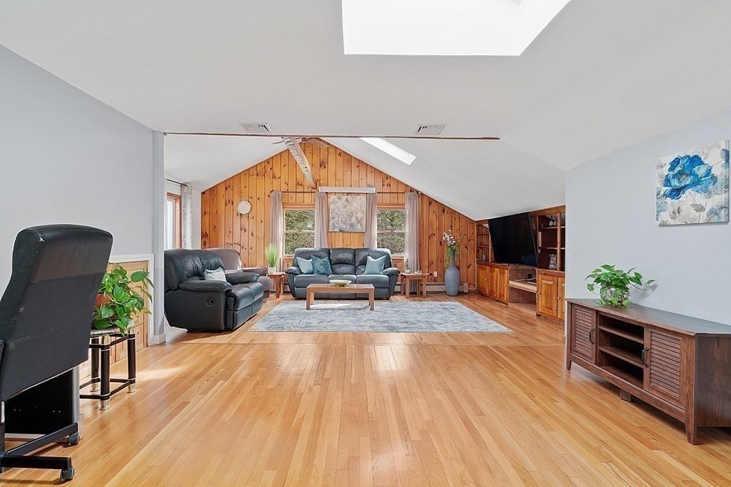 62 Wildwood Road Andover, MA 01810 - Photo 15 of 40 Gallery Image 15