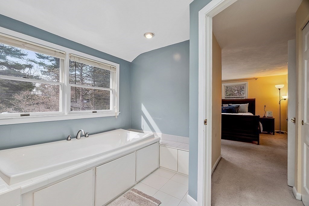 62 Wildwood Road Andover, MA 01810 - Photo 29 of 40 Gallery Image 29